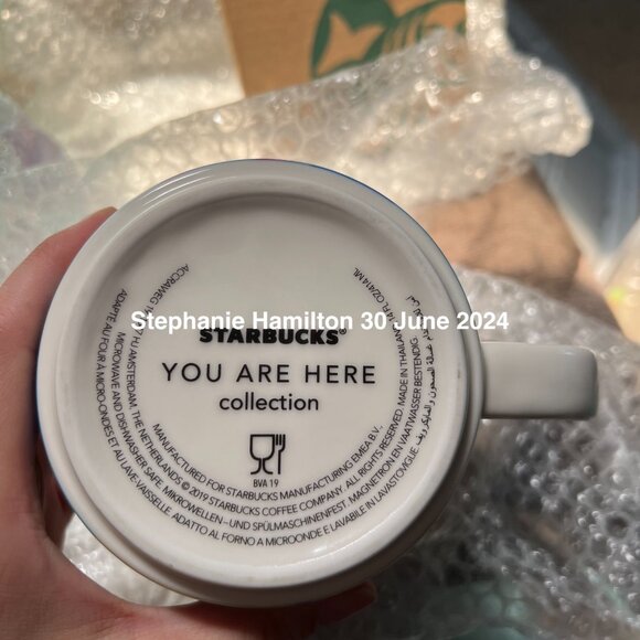 Dubai Starbucks Mug - Picture 4 of 4